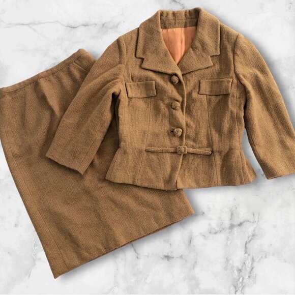 1950’s belted wool suit set - Picture 1 of 16